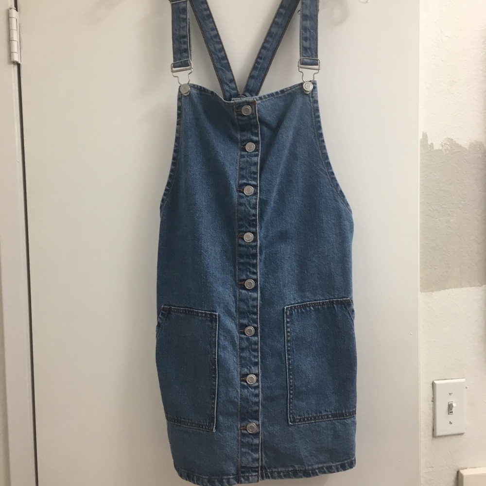 NWOT Blue Denim Overall Dress 🦋